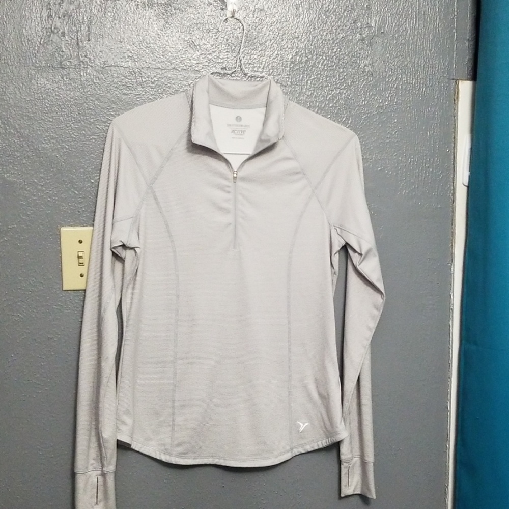Womens Old Navy light sweater (pullover)